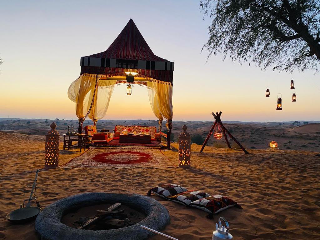 Bedouin Desert Safari Tour - dubaiguidetours.com